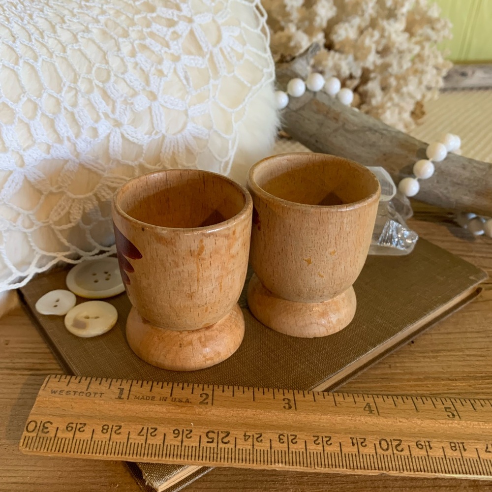 Vintage Wooden Egg Cups 🥚 - Picture 5 of 7